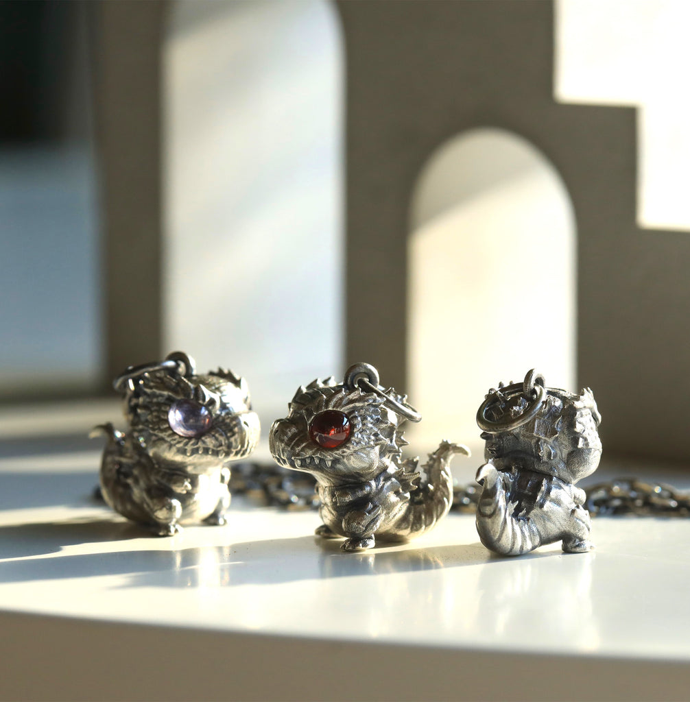 Godzilla Dinosaur Dragon pendant Necklace