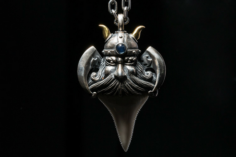 🐍 Golden Brass Viper Snake Shoe Lace Charm