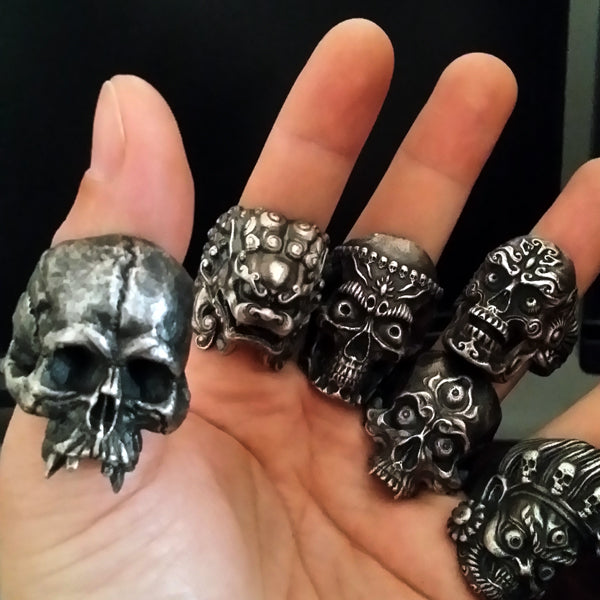 Half Jaw Vampire Skull Ring - Holy Buyble