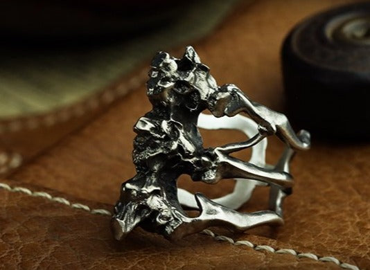 spine skeleton skull ring