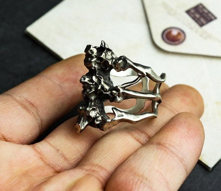 spine skeleton skull ring