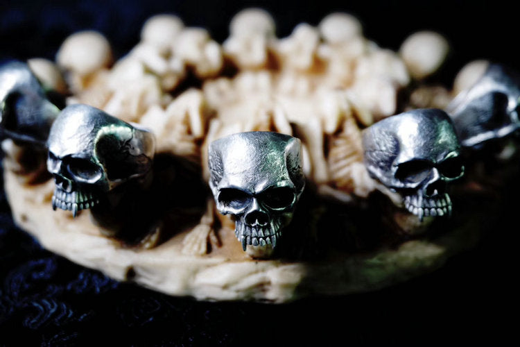 Half Jaw Vampire Skull Ring - Holy Buyble