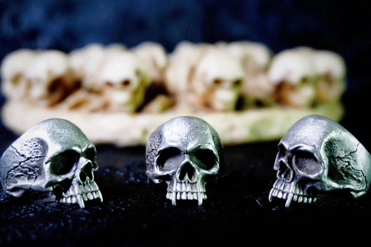 Half Jaw Vampire Skull Ring - Holy Buyble