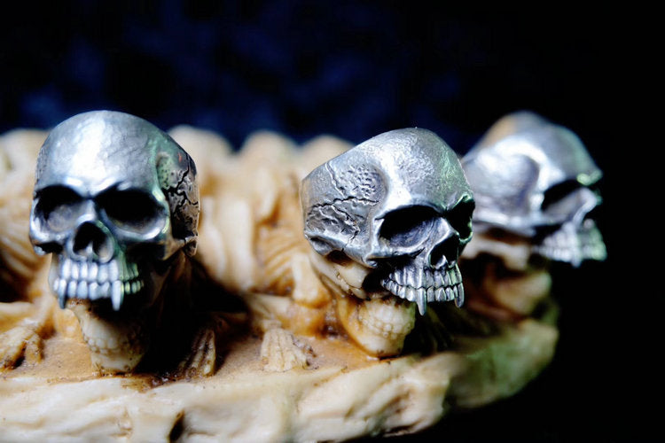 Half Jaw Vampire Skull Ring - Holy Buyble