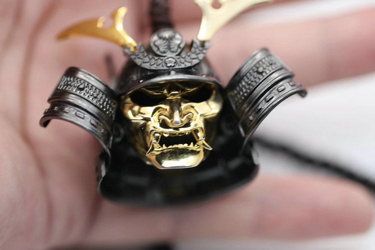 Japanese Samurai Skull Pendant - Holy Buyble