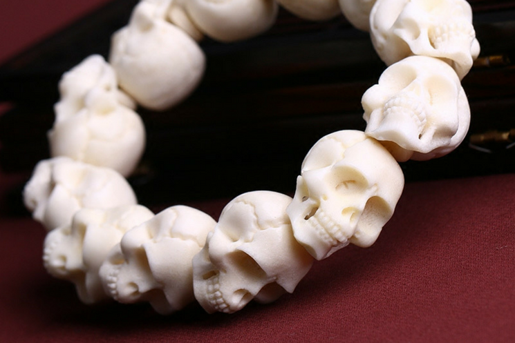 Bone on sale skull bracelet