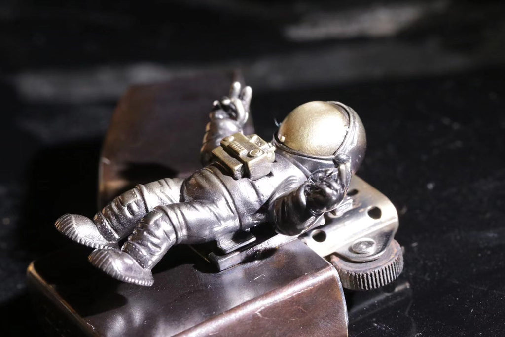 Astronaut Zippo Custom Lighter Case