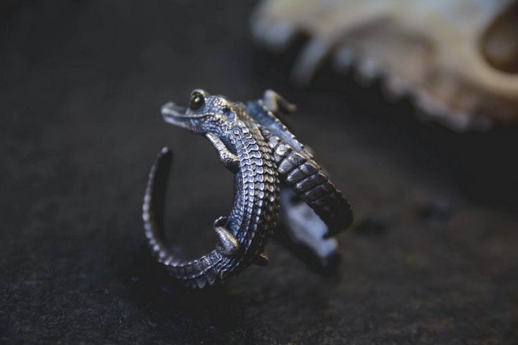 Baby Alligator Ring - Holy Buyble