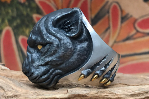 Masked Ghost Knight Skull Ring