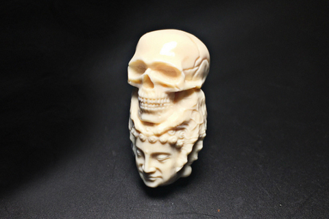 Brain Eater Horned Demon Skull Bead