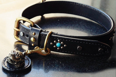 Shark Teeth Spike Genuine Leather Dog Collar