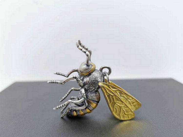 Silver Bumblebee Necklace by Alex Monroe | Alara Jewelry