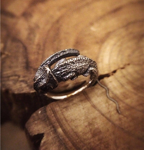 Chameleon Silver Ring - Holy Buyble