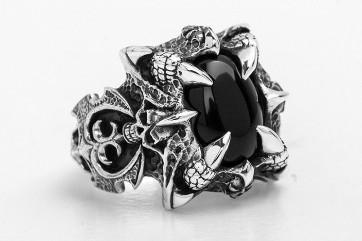 Claw & Skull Black Agate Silver Ring - Holy Buyble
