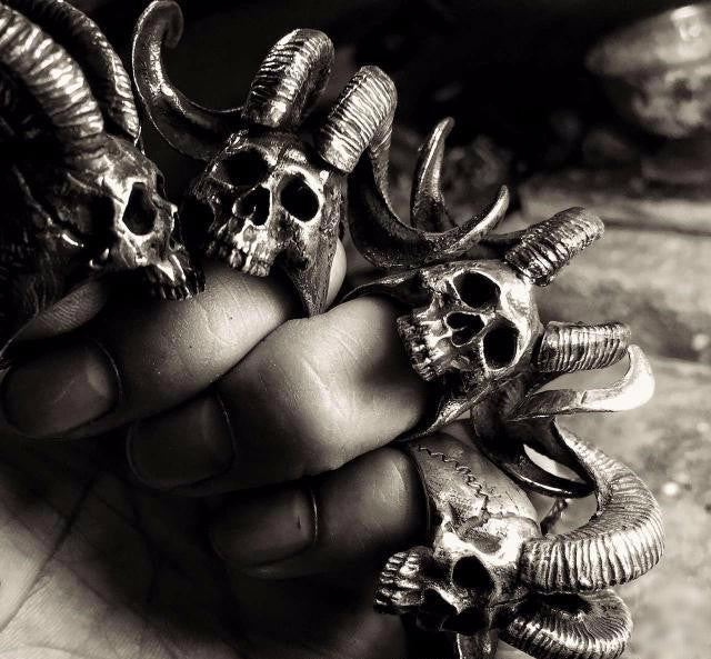 Horned Demon Skull Silver Ring - Holy Buyble