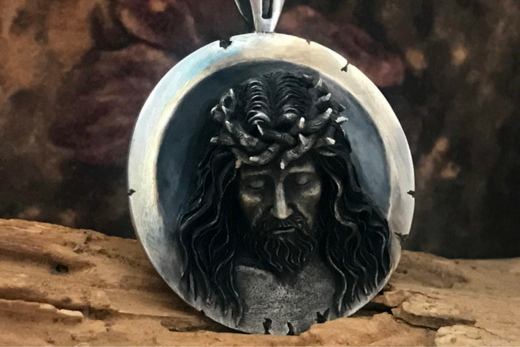 Master Craft Jesus Pendant - Holy Buyble