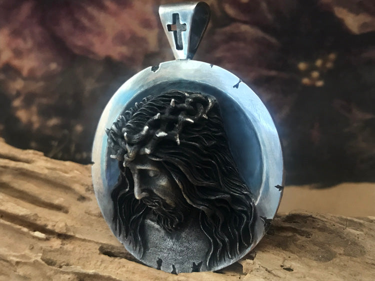 Master Craft Jesus Pendant - Holy Buyble