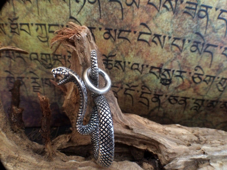 King Cobra Snake Pendant - Holy Buyble