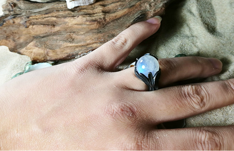 🧜‍♀️ Mermaid Moonstone Ring 🧜‍♀️ - Holy Buyble
