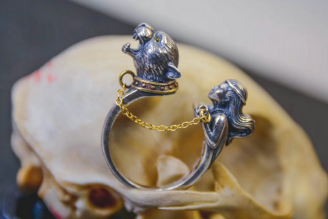 💋 Kiss of an Angel Ring