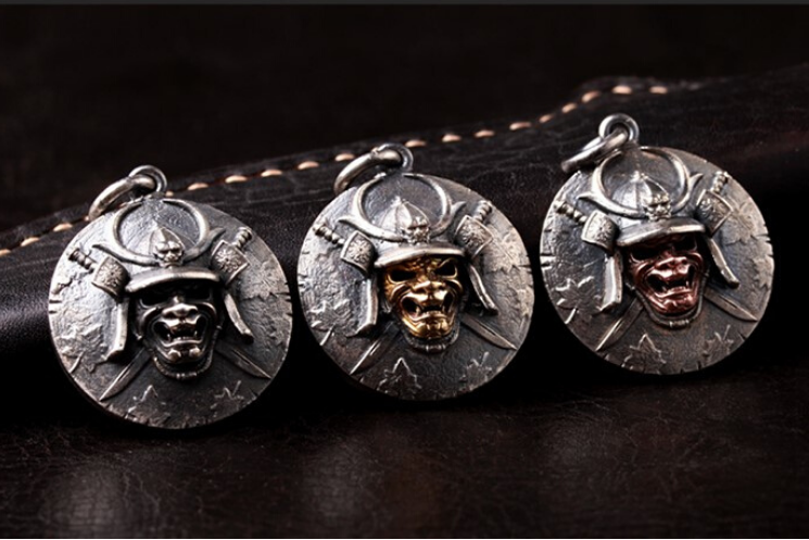 Japanese Samurai Mask Pendant - Holy Buyble