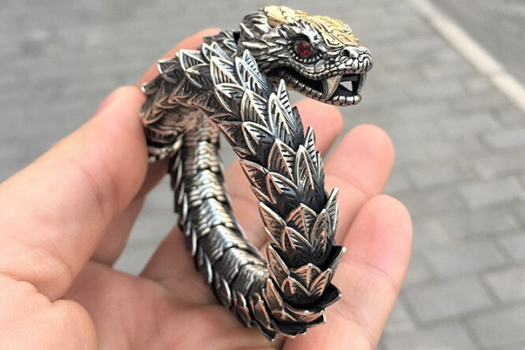 🐉 Rattlesnake Dragon Scaly Bracelet 🐍 - Holy Buyble