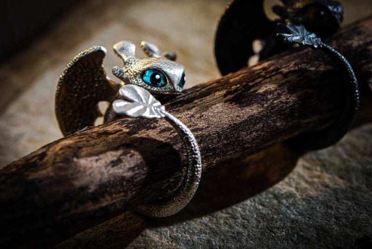 Toothless & Light Fury Dragon Ring