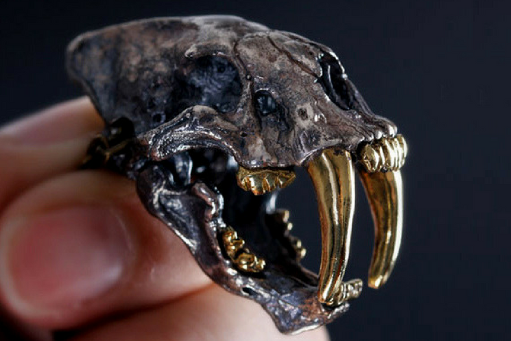 Saber-Toothed Tiger Skull Pendant - Holy Buyble